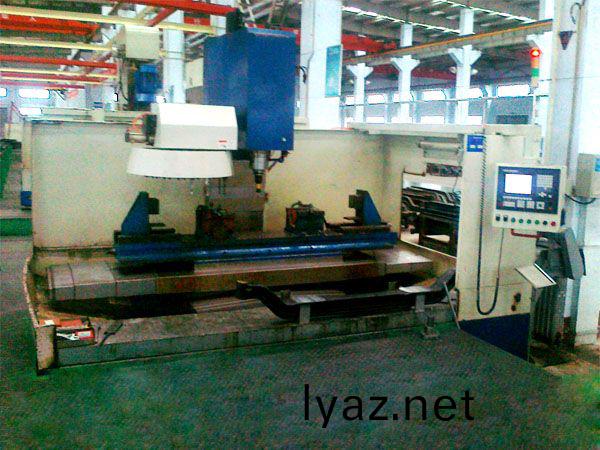 前軸十孔加工專用(yong)立式(shi)加工