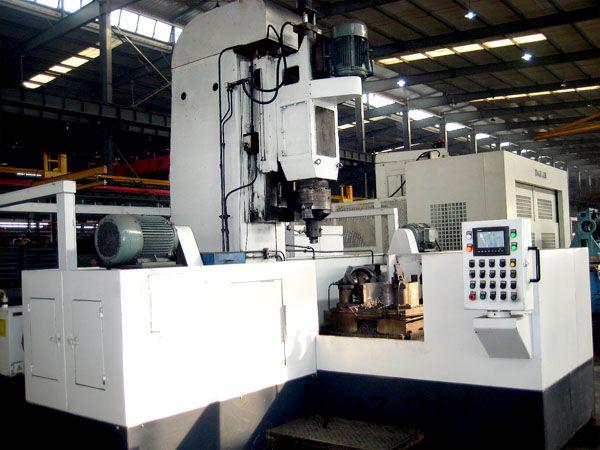 減殼三麵鏜車(che)機牀